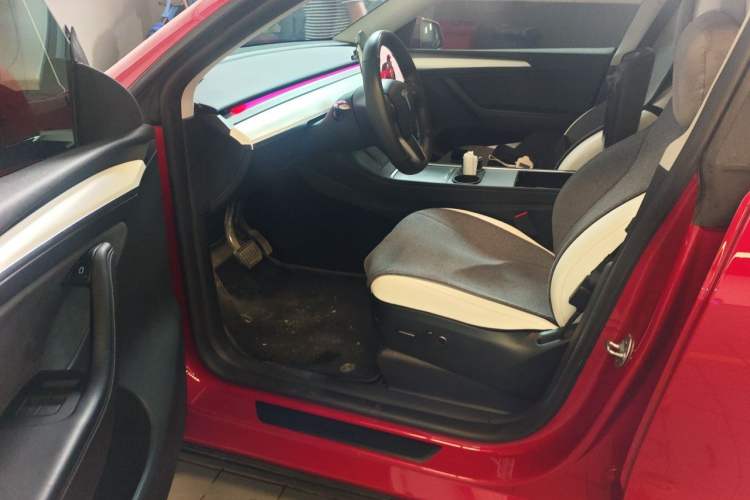 Used Tesla Model Y 2023 Rear-Wheel-Drive Version Driver Seat