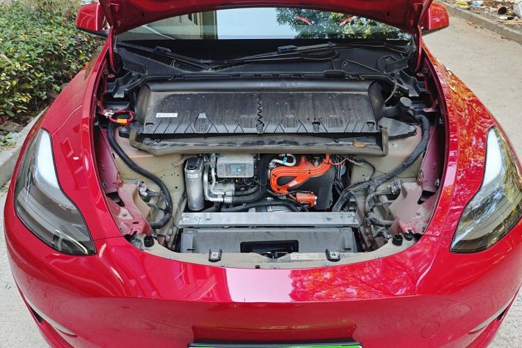 Used Tesla Model Y 2023 High-Performance All-Wheel-Drive Version Engine Bay