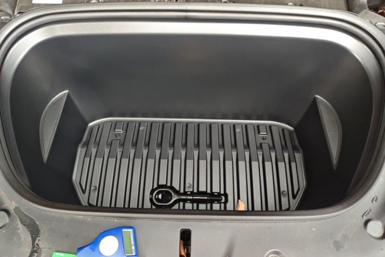 Used Tesla Model Y 2023 Long-Range All-Wheel-Drive Version Engine Bay