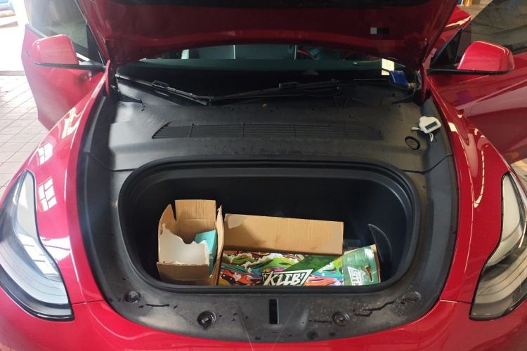 Used Tesla Model Y 2023 Rear-Wheel-Drive Version Engine Bay