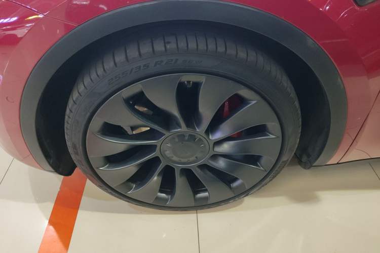 Used Tesla Model Y 2023 High-Performance All-Wheel-Drive Version Exterior 7
