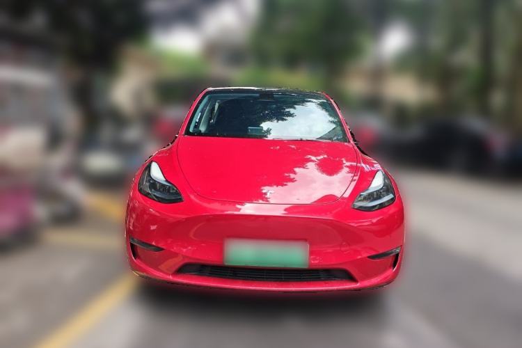 Used Tesla Model Y 2023 Long-Range All-Wheel-Drive Version Front