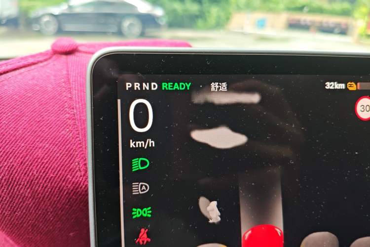 Used Tesla Model Y 2023 Long-Range All-Wheel-Drive Version Instrument Cluster