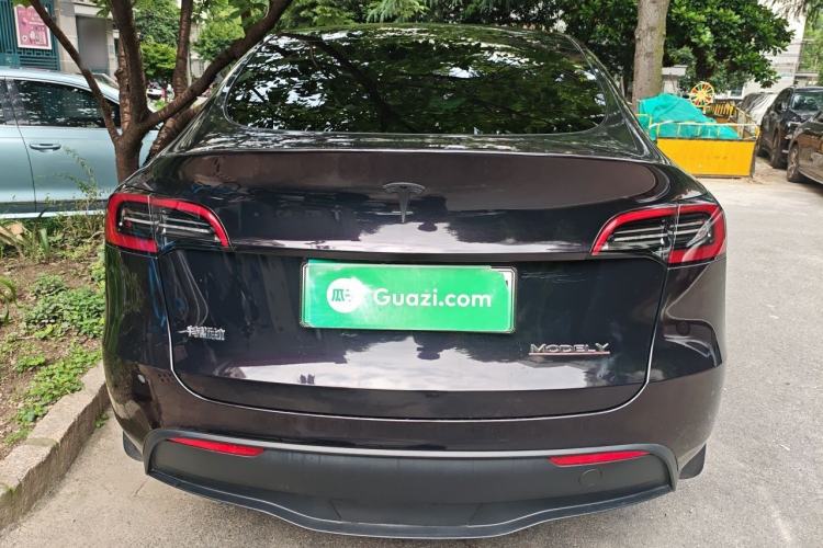 Used Tesla Model Y 2023 Long-Range All-Wheel-Drive Version Rear