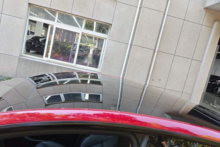 Used Tesla Model Y 2023 High-Performance All-Wheel-Drive Version Roof