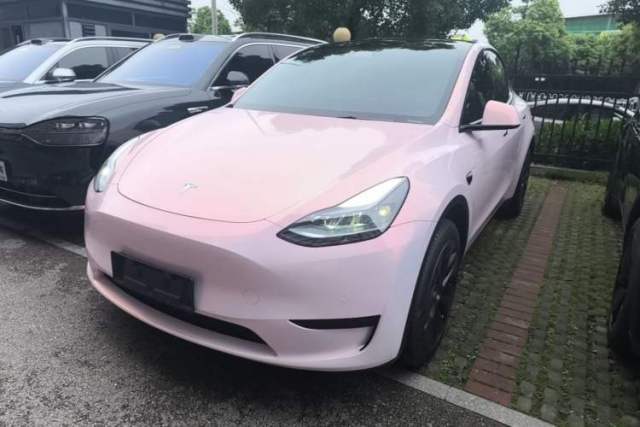 Used Tesla Model Y 2023 Rear-Wheel-Drive Version