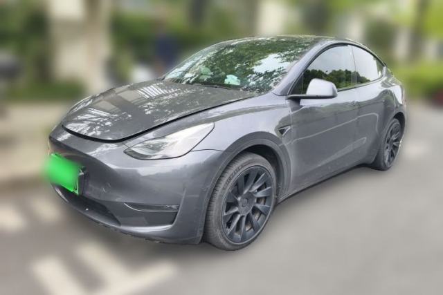 Used Tesla Model Y 2023 Long-Range All-Wheel-Drive Version