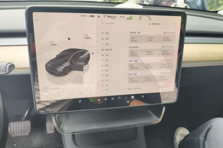 Used Tesla Model Y 2023 Long-Range All-Wheel-Drive Version Audio And AC Panel