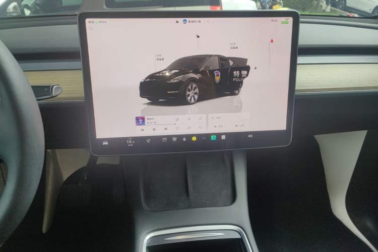 Used Tesla Model Y 2023 Rear-Wheel-Drive Version Audio And AC Panel