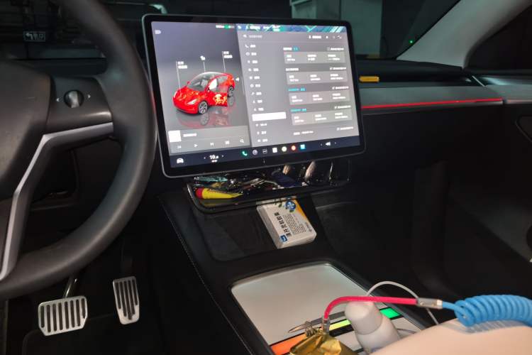 Used Tesla Model Y 2023 Rear-Wheel-Drive Version Audio And AC Panel
