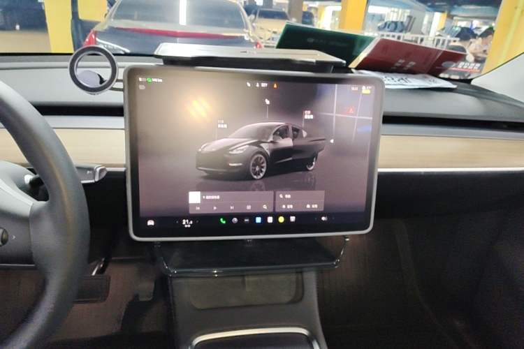 Used Tesla Model Y 2023 Long-Range All-Wheel-Drive Version Audio And AC Panel