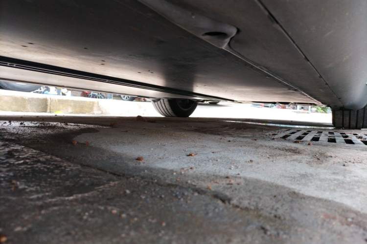 Used Tesla Model Y 2023 Rear-Wheel-Drive Version Chassis Rear Left