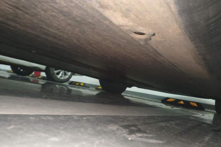 Used Tesla Model Y 2023 Long-Range All-Wheel-Drive Version Chassis Rear Right