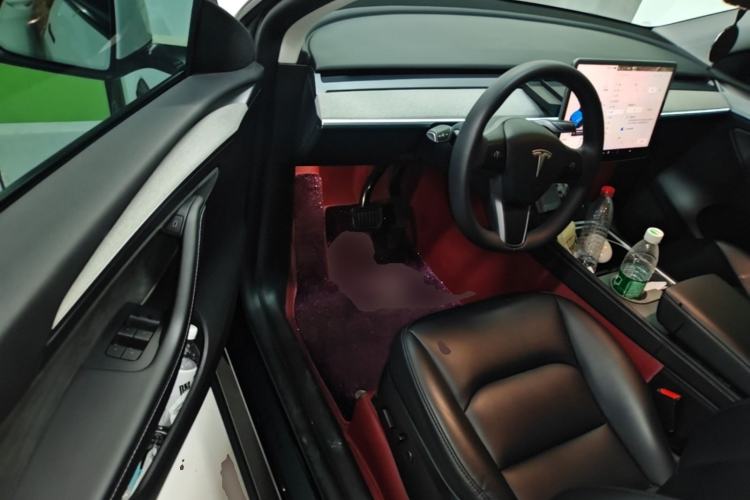 Used Tesla Model Y 2023 Rear-Wheel-Drive Version Driver Seat
