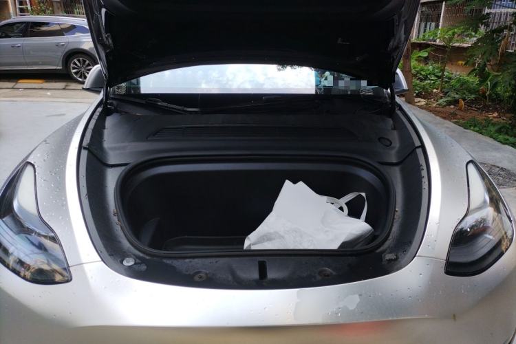 Used Tesla Model Y 2023 Rear-Wheel-Drive Version Engine Bay