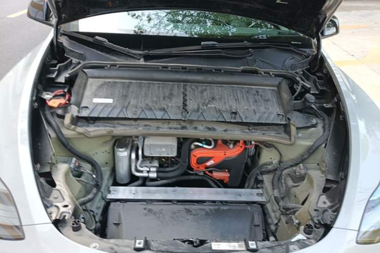Used Tesla Model Y 2023 Rear-Wheel-Drive Version Engine Bay