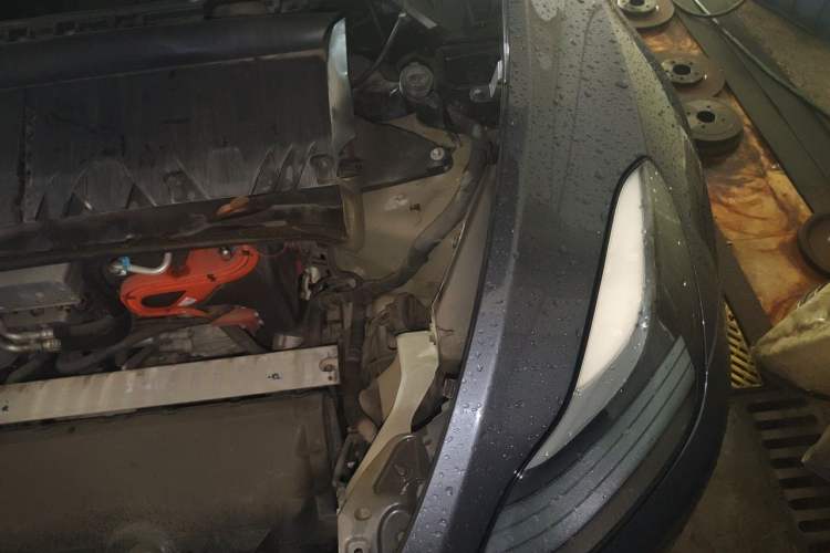 Used Tesla Model Y 2023 Long-Range All-Wheel-Drive Version Engine Bay Left