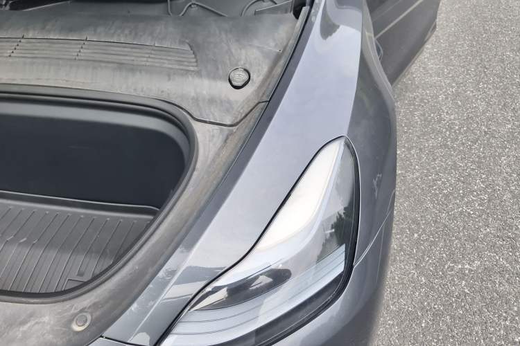 Used Tesla Model Y 2023 Long-Range All-Wheel-Drive Version Engine Bay Left