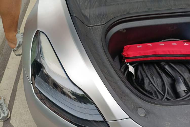 Used Tesla Model Y 2023 Rear-Wheel-Drive Version Engine Bay Right
