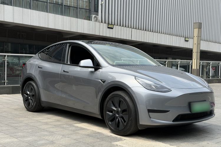 Used Tesla Model Y 2023 Rear-Wheel-Drive Version Exterior 2