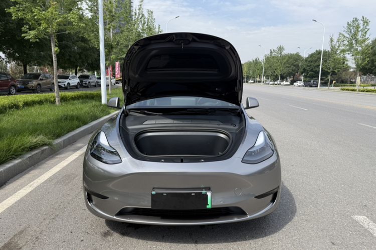 Used Tesla Model Y 2023 Rear-Wheel-Drive Version Exterior 3