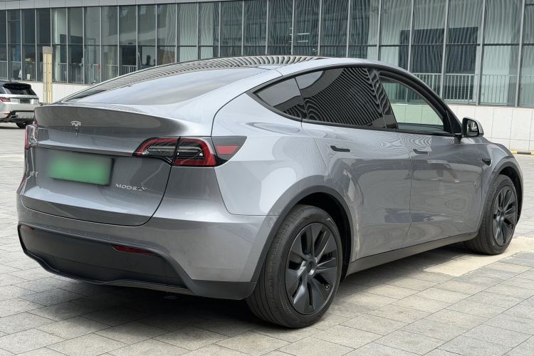 Used Tesla Model Y 2023 Rear-Wheel-Drive Version Exterior 6