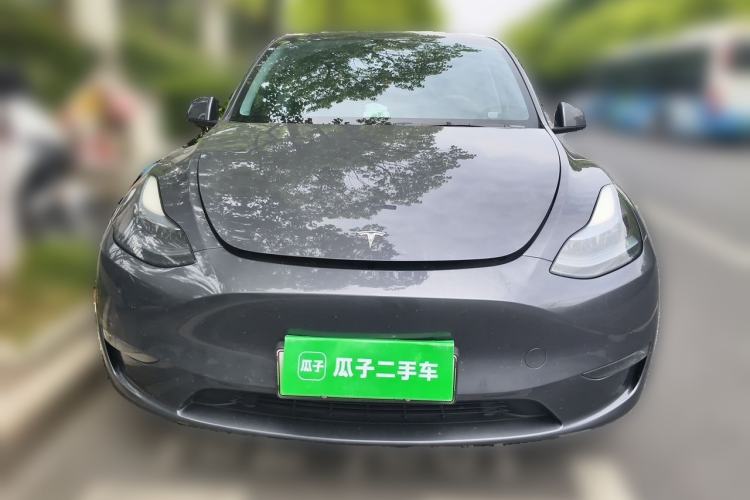Used Tesla Model Y 2023 Long-Range All-Wheel-Drive Version Front
