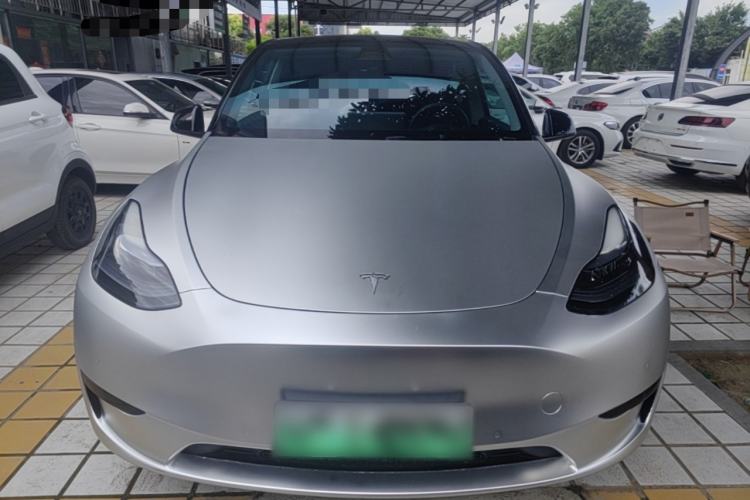 Used Tesla Model Y 2023 Rear-Wheel-Drive Version Front