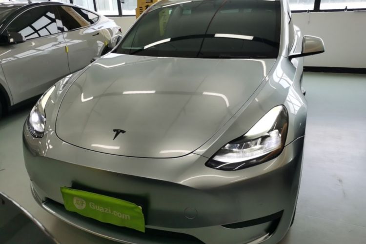 Used Tesla Model Y 2023 Rear-Wheel-Drive Version Front