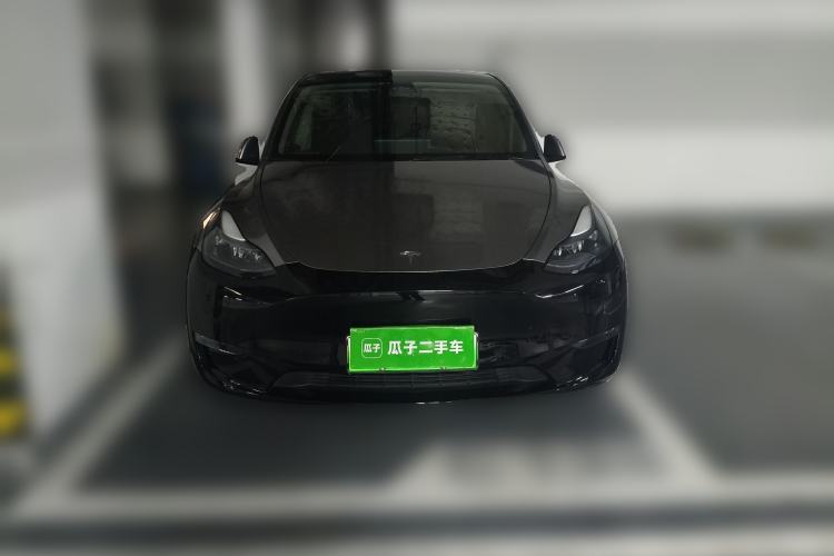 Used Tesla Model Y 2023 Long-Range All-Wheel-Drive Version Front