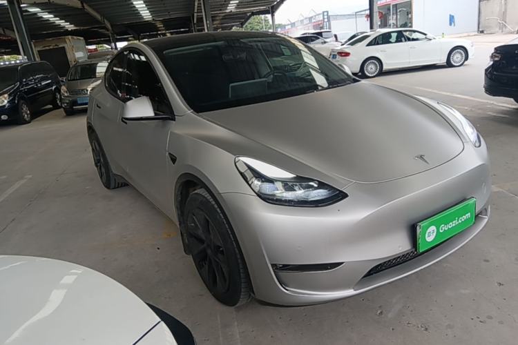 Tesla Model Y 2023 — фото 3