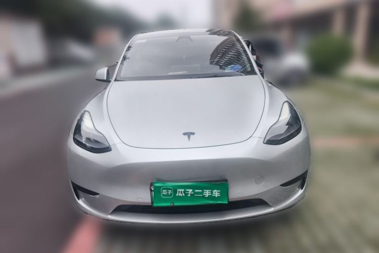 Used Tesla Model Y 2023 Rear-Wheel-Drive Version Front
