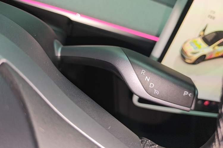 Used Tesla Model Y 2023 Rear-Wheel-Drive Version Gear Lever
