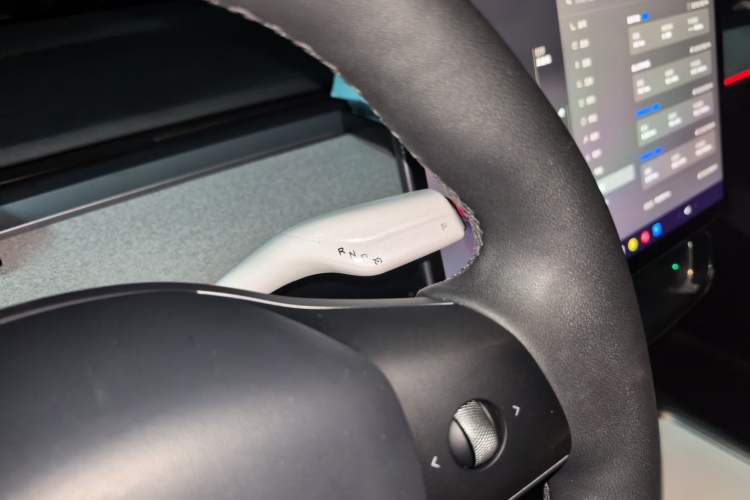 Used Tesla Model Y 2023 Rear-Wheel-Drive Version Gear Lever