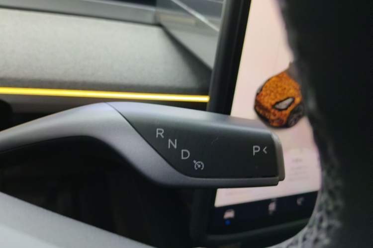 Used Tesla Model Y 2023 Rear-Wheel-Drive Version Gear Lever