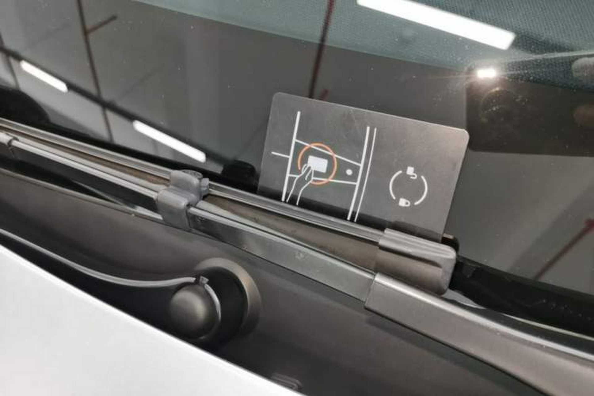 Used Tesla Model Y 2023 Rear-Wheel-Drive Version Interior 1