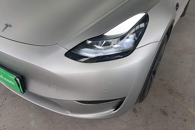 Used Tesla Model Y 2023 Long-Range All-Wheel-Drive Version Left Front Headlight