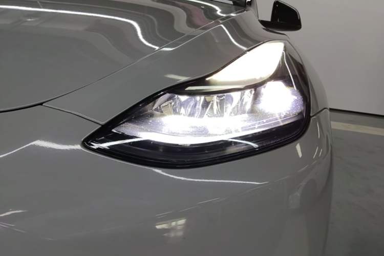 Used Tesla Model Y 2023 Rear-Wheel-Drive Version Left Front Headlight