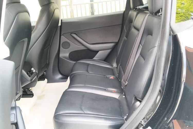 Used Tesla Model Y 2023 Rear-Wheel-Drive Version Left Rear Seat