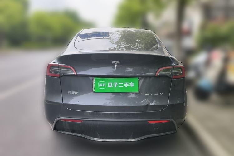 Used Tesla Model Y 2023 Long-Range All-Wheel-Drive Version Rear