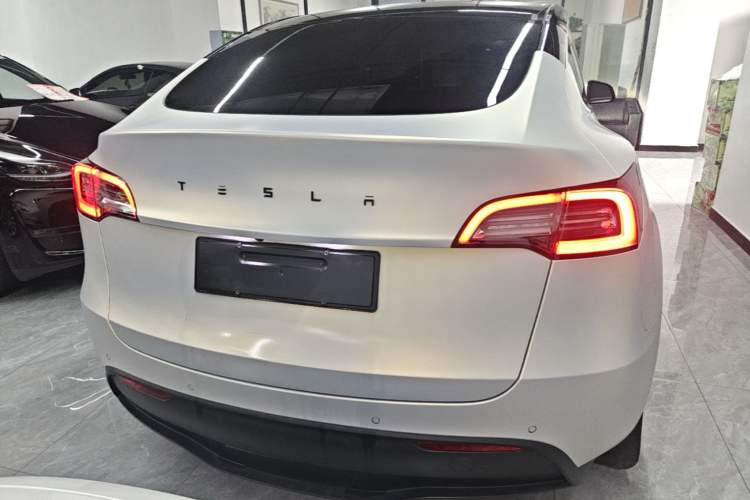 Used Tesla Model Y 2023 Rear-Wheel-Drive Version Rear