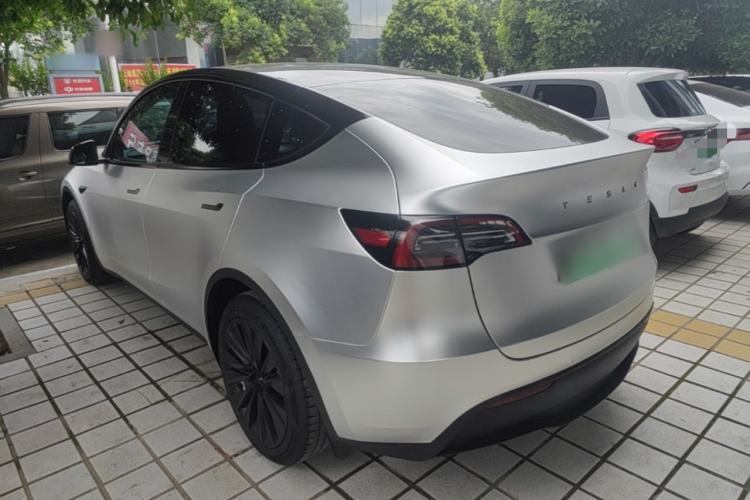 Used Tesla Model Y 2023 Rear-Wheel-Drive Version Rear Left 45 Deg