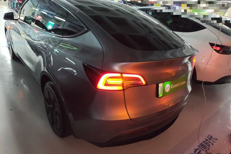 Used Tesla Model Y 2023 Rear-Wheel-Drive Version Rear