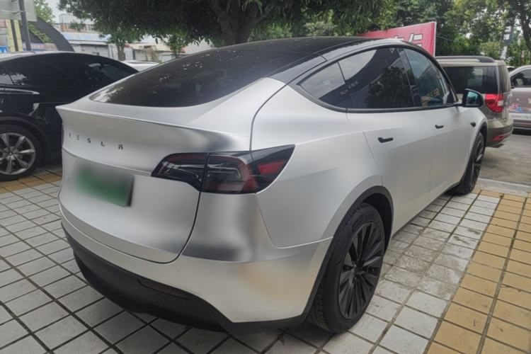 Used Tesla Model Y 2023 Rear-Wheel-Drive Version Rear Right 45 Deg