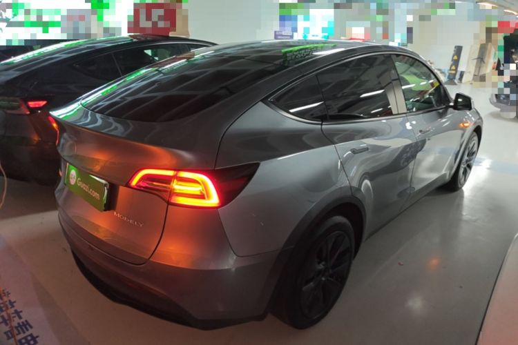Used Tesla Model Y 2023 Rear-Wheel-Drive Version Rear Right 45 Deg