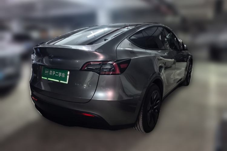 Used Tesla Model Y 2023 Rear-Wheel-Drive Version Rear Right 45 Deg