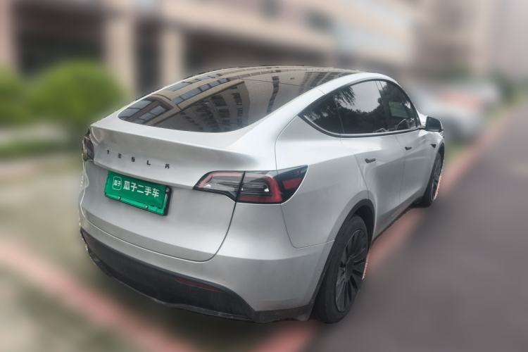 Used Tesla Model Y 2023 Rear-Wheel-Drive Version Rear Right 45 Deg
