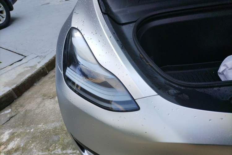 Used Tesla Model Y 2023 Rear-Wheel-Drive Version Right Front Headlight