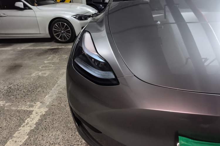 Used Tesla Model Y 2023 Rear-Wheel-Drive Version Right Front Headlight