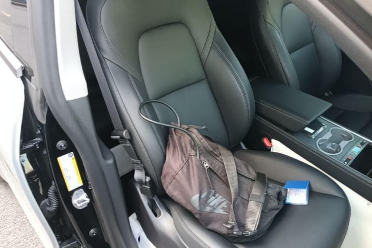 Used Tesla Model Y 2023 Rear-Wheel-Drive Version Right Front Seat